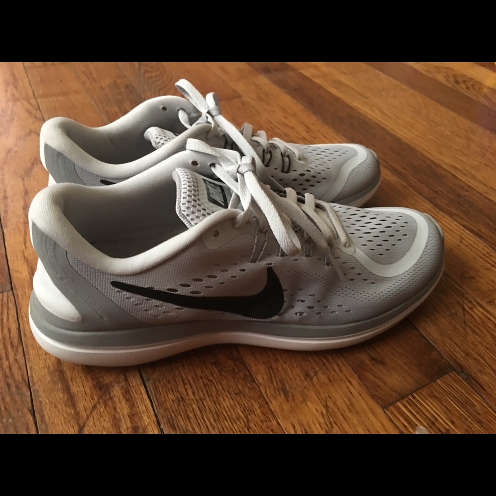 Women’s Nike flex